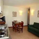 Torre Acquatino 3*