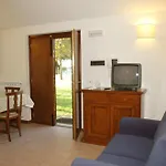 Aparthotel Torre Acquatino