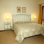 Torre Acquatino Aparthotel 3*