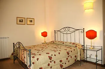 Residenza Torre Acquatino Apartahotel Spello
