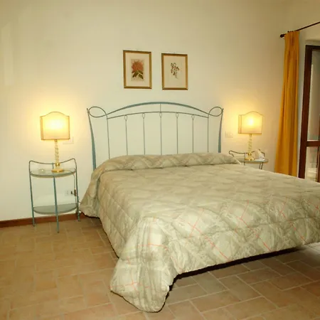 Residenza Torre Acquatino Apartahotel 3*