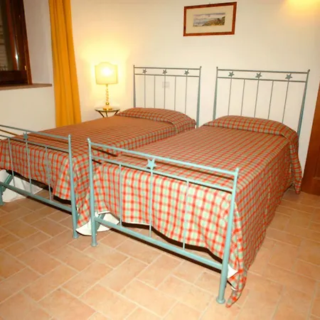 Residenza Torre Acquatino Apartahotel Spello