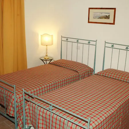 Residenza Torre Acquatino Apartahotel