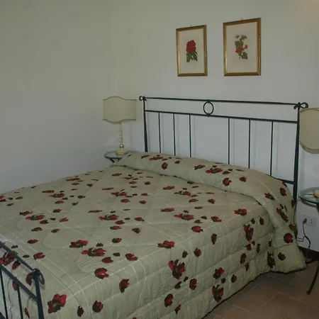 Residenza Torre Acquatino Apartahotel