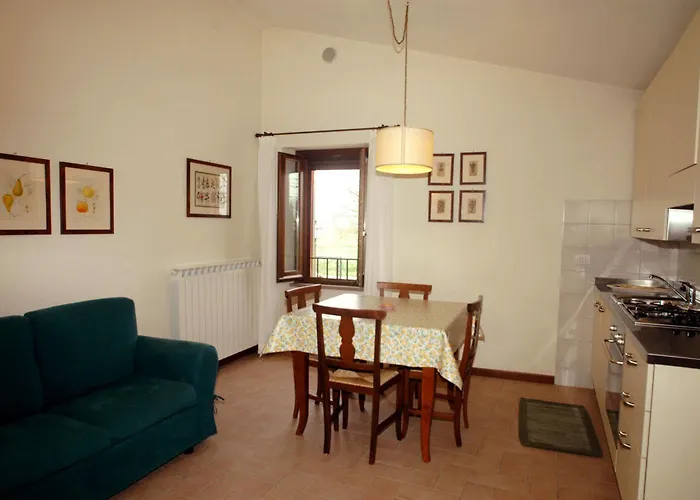 Residenza Torre Acquatino